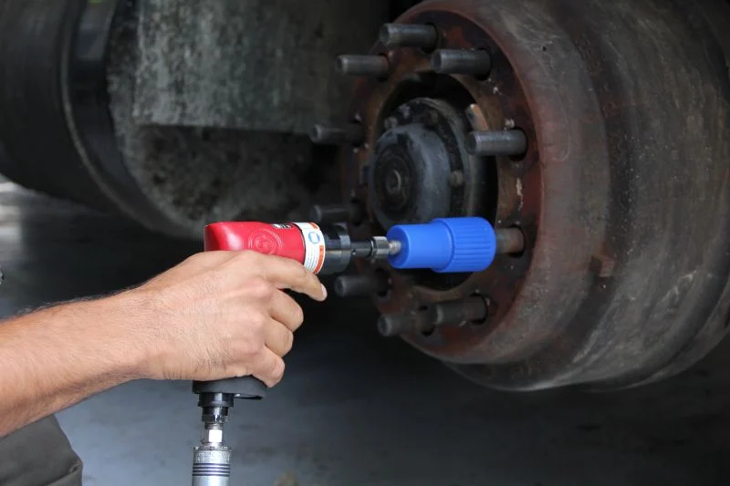 BOLT CLEANER M24x37L — Chicago Pneumatic 8940169794